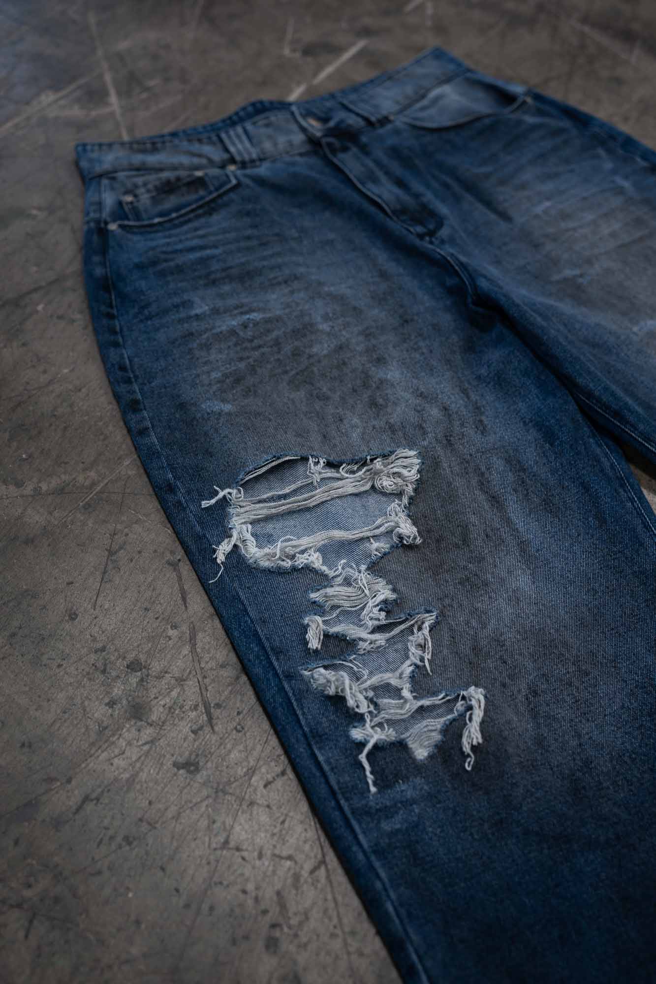 DARK BLUE DIRT WASH DENIM