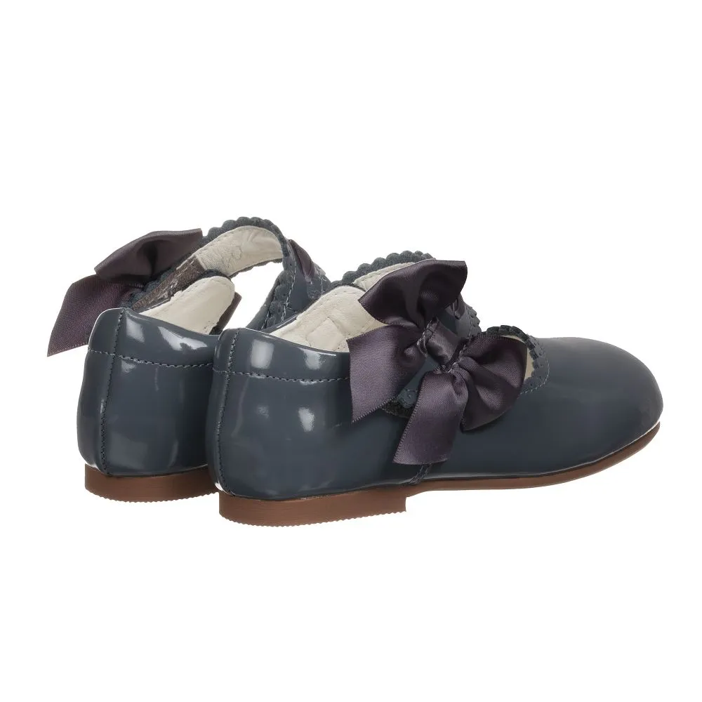 Girls Grey Patent Shoes