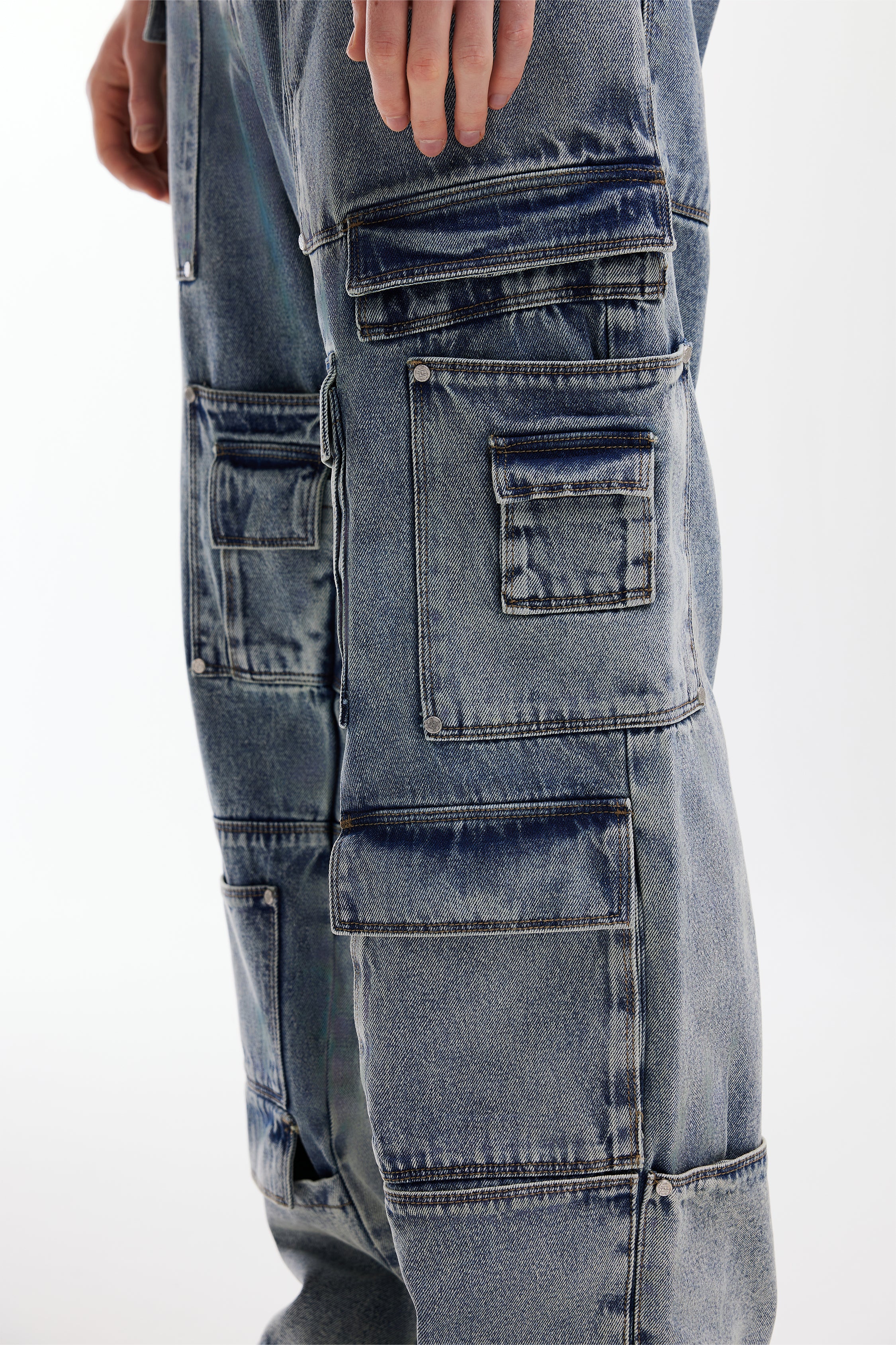 MULTIPOCKET ACID BLUE WASHED CARGO