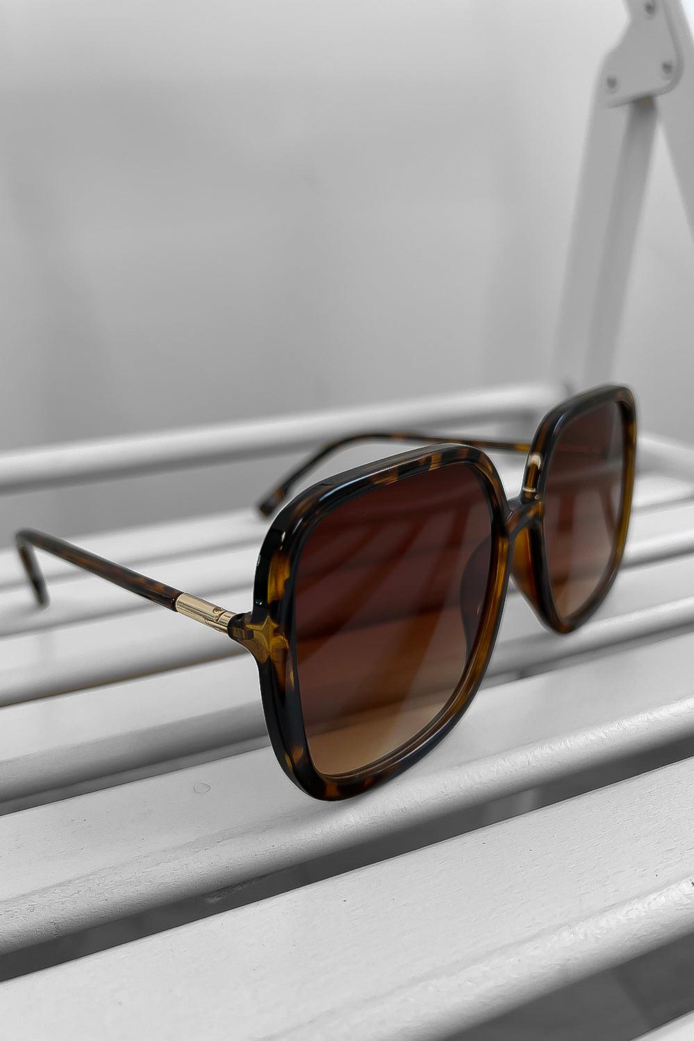 Thin Large Square Frames Sunglasses